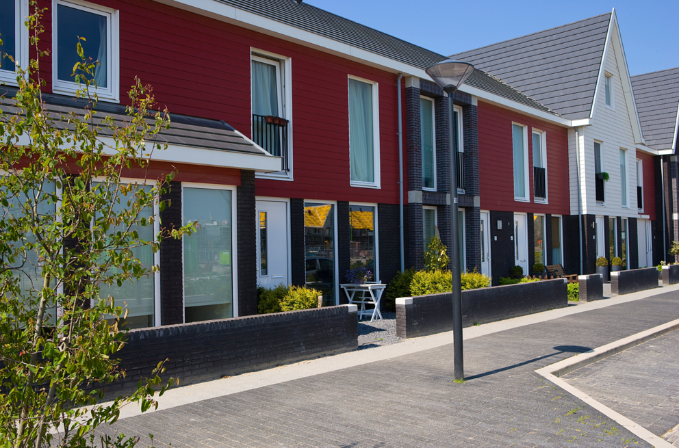 Lightronics AMPULLA armaturen in een woonstraat in Hoorn
