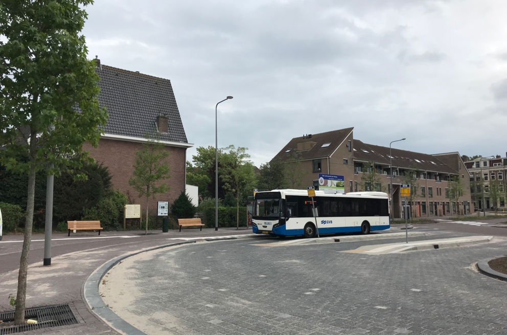Lightronics armatuur bij een busstation