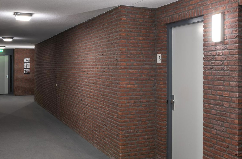 Lightronics TPB en PVX armaturen in de hal van een appartementencomplex in Bergambacht