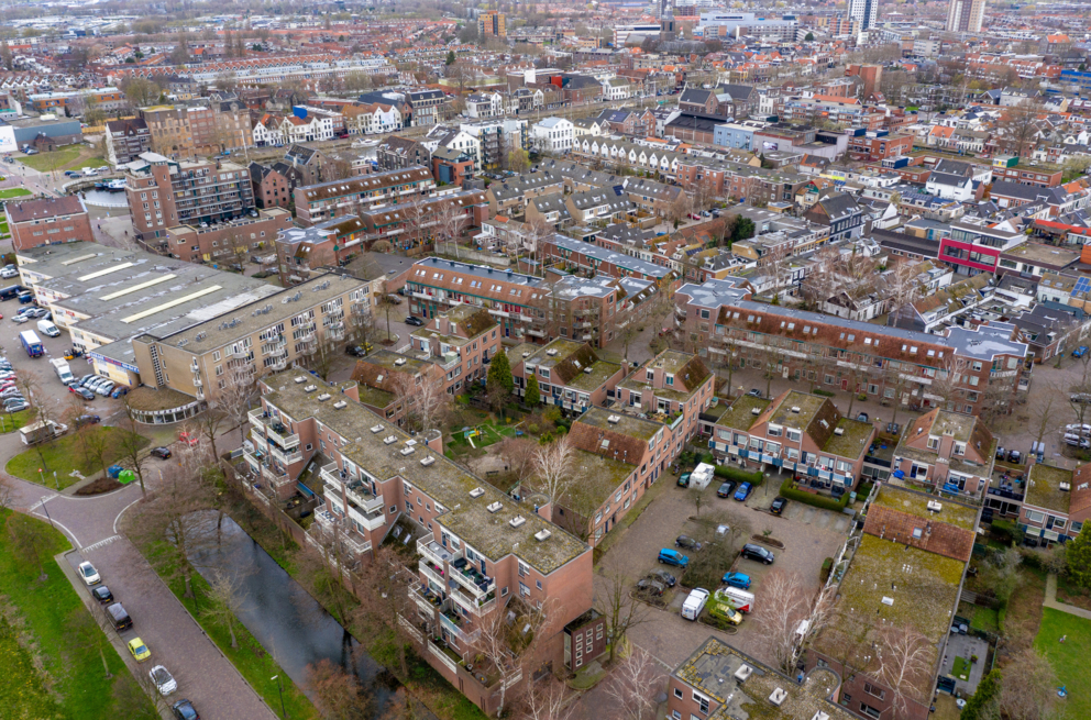 Lightronics DOTT PVX en TPS armaturen in de parkeergarage van een appartementencomplex van Waterweg Wonen in Vlaardingen Lightronics DOTT PVX en TPS armaturen in de parkeergarage van een appartementencomplex van Waterweg Wonen in Vlaardingen