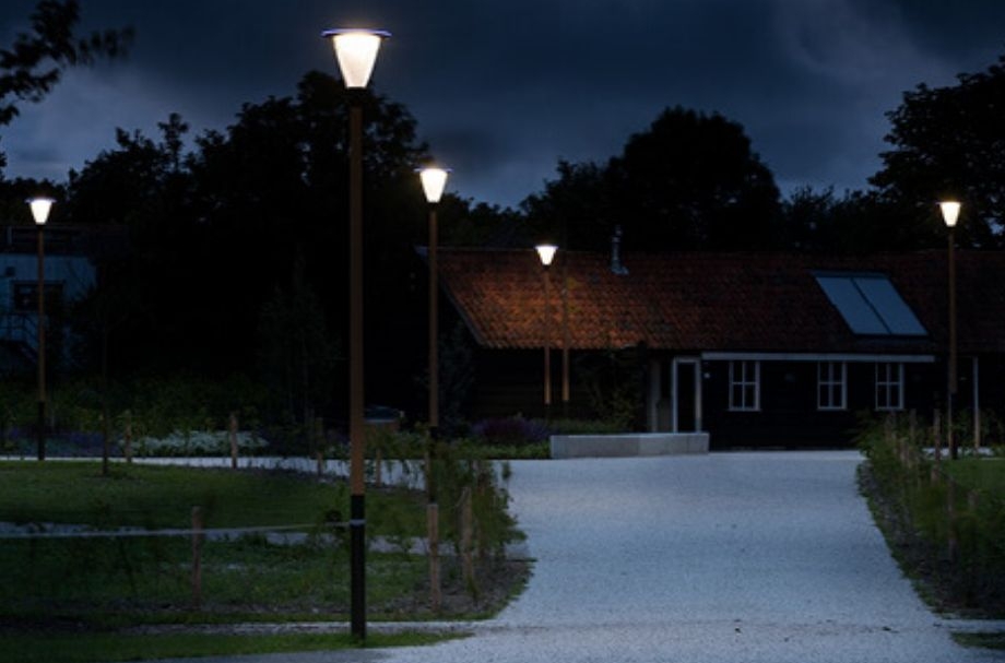 Lightronics Prunus A3 armaturen in park Tuin van Renesse