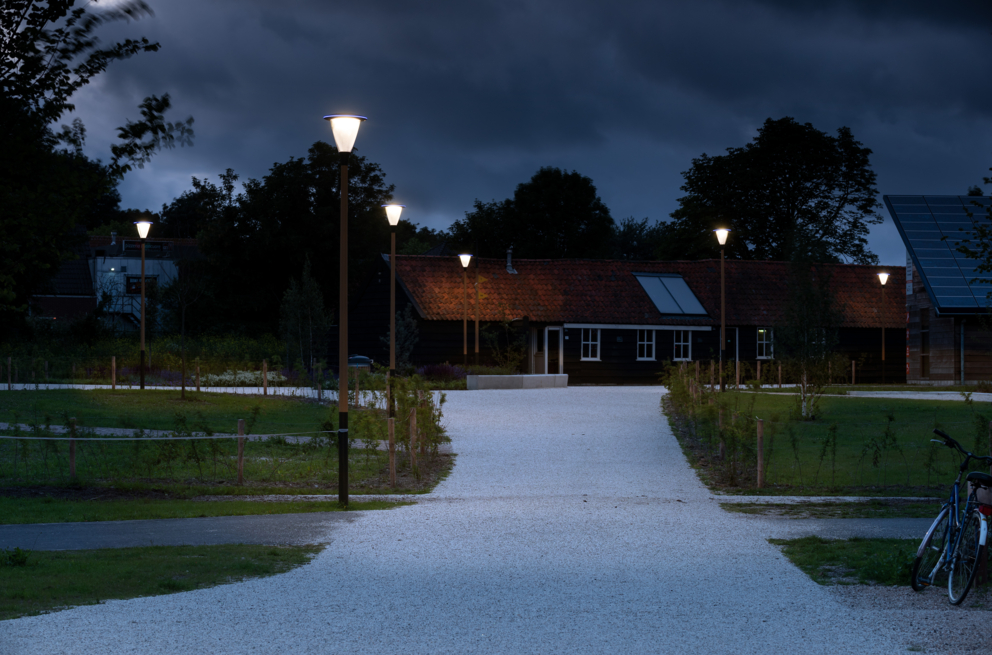 Lightronics Prunus A3 armaturen in park Tuin van Renesse