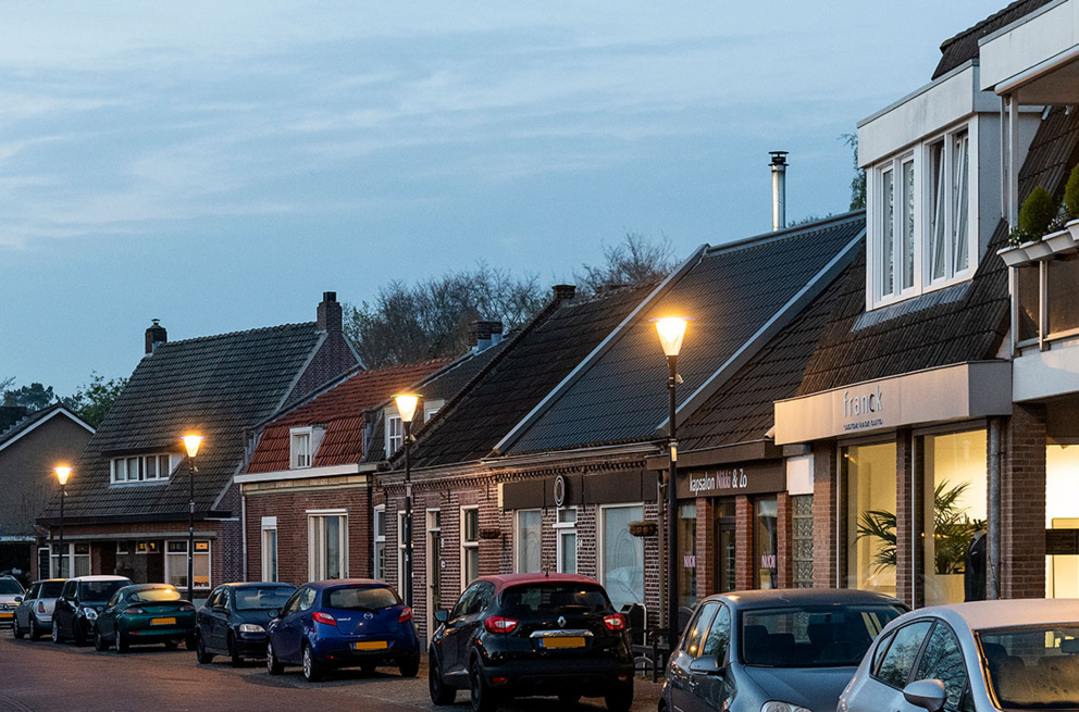 Lightronics PRUNUS A3 armaturen op een plein in Loon op Zand