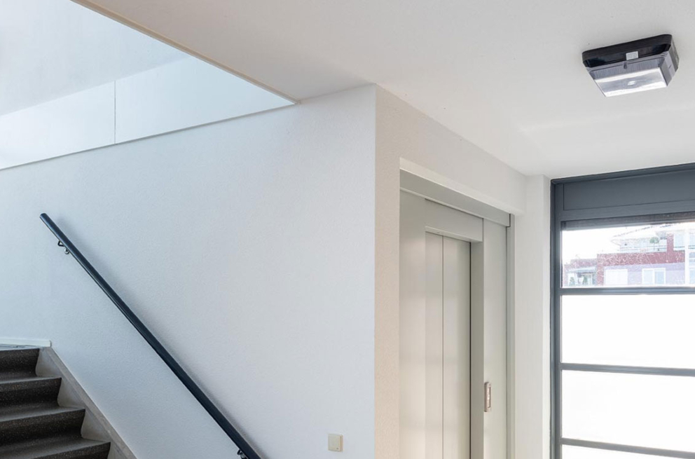 Lightronics TPB en PVX armaturen in de hal van een appartementencomplex in Bergambacht