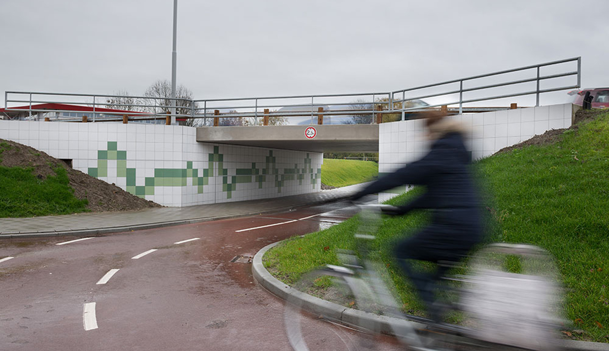 Lightronics VENTEGO armaturen in een fietstunnel op het Kazerneplein in Goes