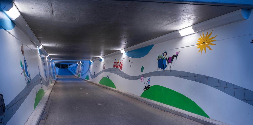 Lightronics armatuur ventego clear in een fietstunnel Lightronics armatuur ventego clear in een fietstunnel