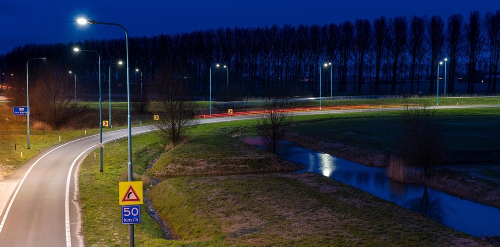 Lightronics BRISA en BRISA PLUS armaturen langs de provinciale weg in Borsele Lightronics BRISA en BRISA PLUS armaturen langs de provinciale weg in Borsele