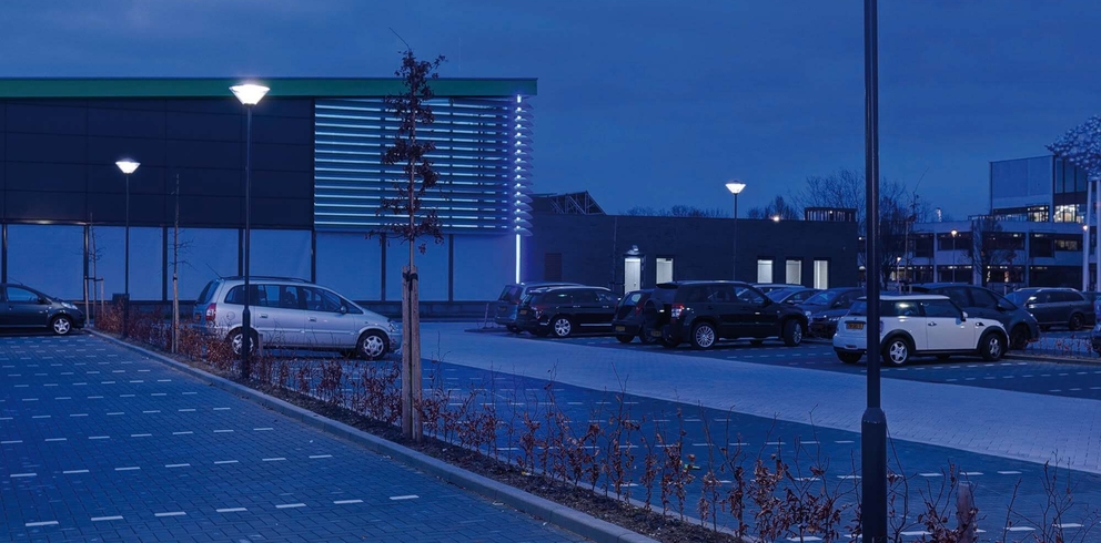 Lightronics LUZ armatuur op een parkeerplaats