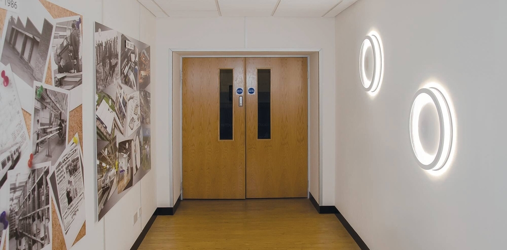 Lightronics OVIX armatuur in een appartementencomplex Lightronics OVIX armatuur in een appartementencomplex