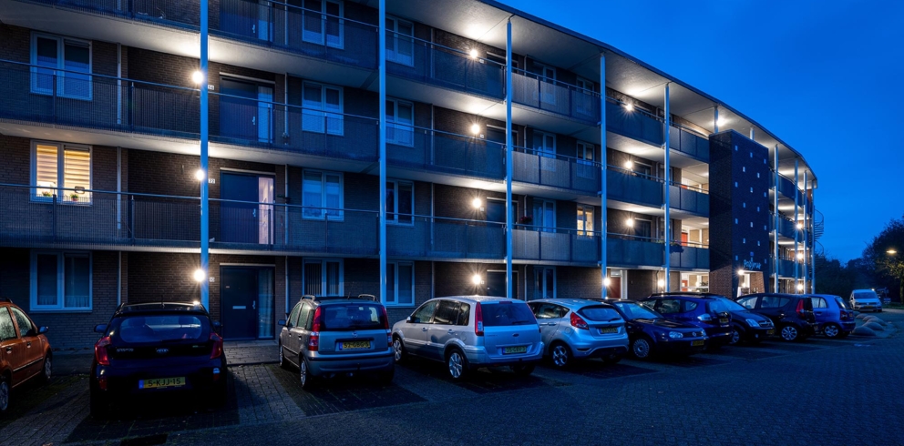 Lightronics RINK armatuur in een appartementencomplex Lightronics RINK armatuur in een appartementencomplex