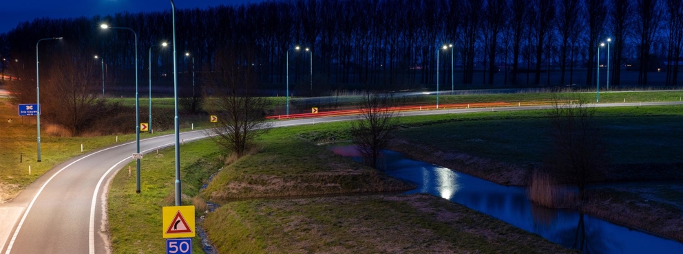 Lightronics BRISA en BRISA PLUS armaturen langs de provinciale weg in Borsele Lightronics BRISA en BRISA PLUS armaturen langs de provinciale weg in Borsele