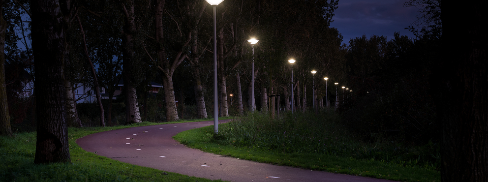 Lightronics KFK LED-armaturen langs een fietspad in Roosendaal