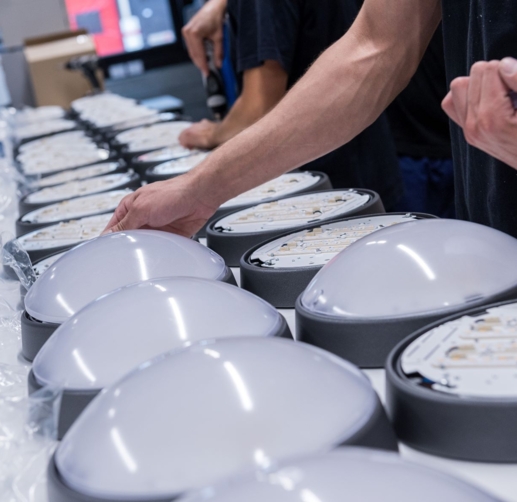 Lightronics werkplaats in Waalwijk wand&plafond armaturen