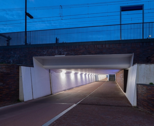 Lightronics VENTEGO armaturen in de stationstunnel in Assen