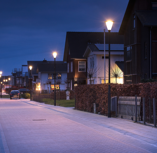 Lightronics Prunus A2 straatverlichting in een woonstraat in Drachten