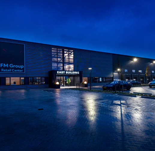 Lightronics armaturen bij PD Vastgoed in Aalsmeer Lightronics armaturen bij PD Vastgoed in Aalsmeer