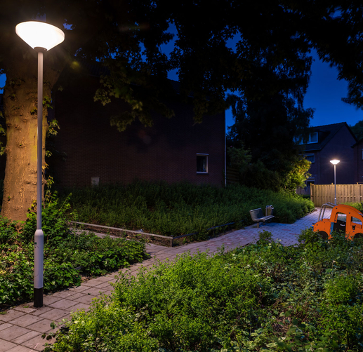 Lightronics Bart armaturen langs een fietspad